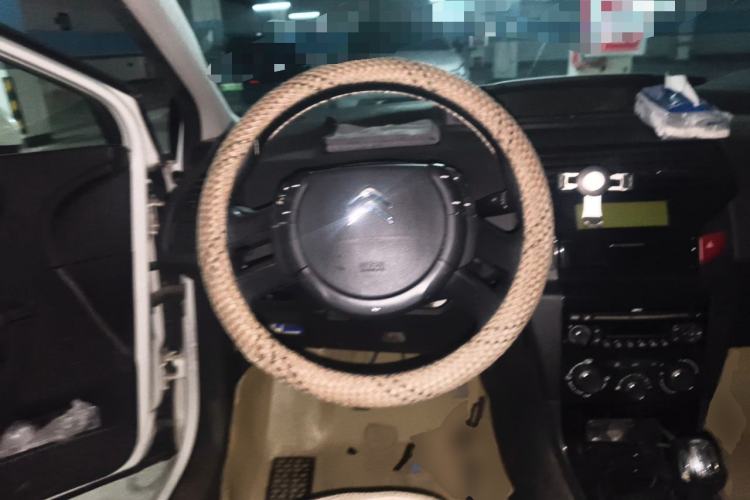 Used Citroen C-Quatre 2016 Classic Sedan 1.6L Manual - Premium Version Steering Wheel
