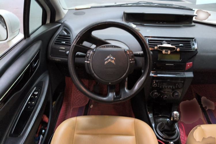 Used Citroen C-Quatre 2016 Classic Sedan 1.6L Manual CNG Steering Wheel