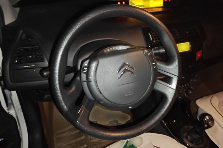 Used Citroen C-Quatre 2016 Classic Sedan 1.6L Manual - Premium Version Steering Wheel