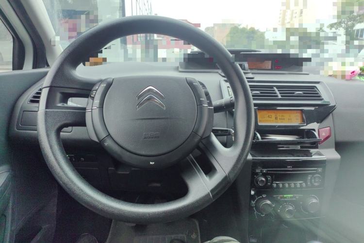 Used Citroen C-Quatre 2016 Classic Sedan 1.6L Manual CNG Steering Wheel