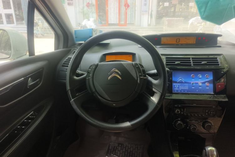 Used Citroen C-Quatre 2016 Classic Sedan 1.6L Manual - Premium Version Steering Wheel