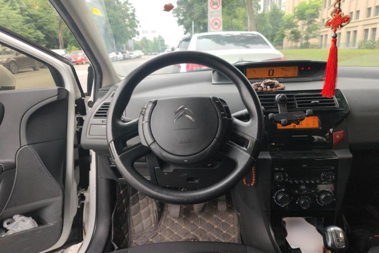 Used Citroen C-Quatre 2016 Classic Sedan 1.6L Manual - Premium Version Steering Wheel