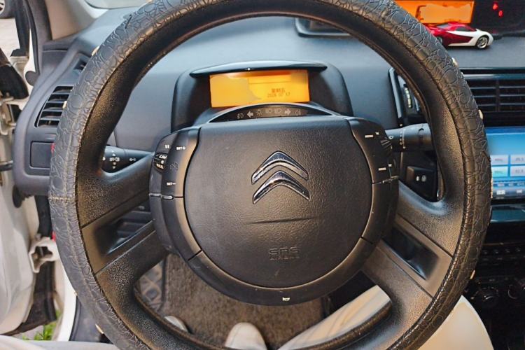 Used Citroen C-Quatre 2016 Classic Sedan 1.6L Manual - Premium Version Steering Wheel