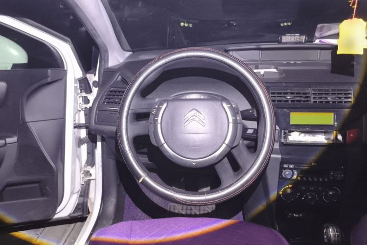 Used Citroen C-Quatre 2016 Classic Sedan 1.6L Manual - Premium Version Steering Wheel