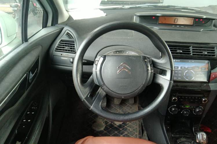 Used Citroen C-Quatre 2016 Classic Sedan 1.6L Manual - Premium Version Steering Wheel