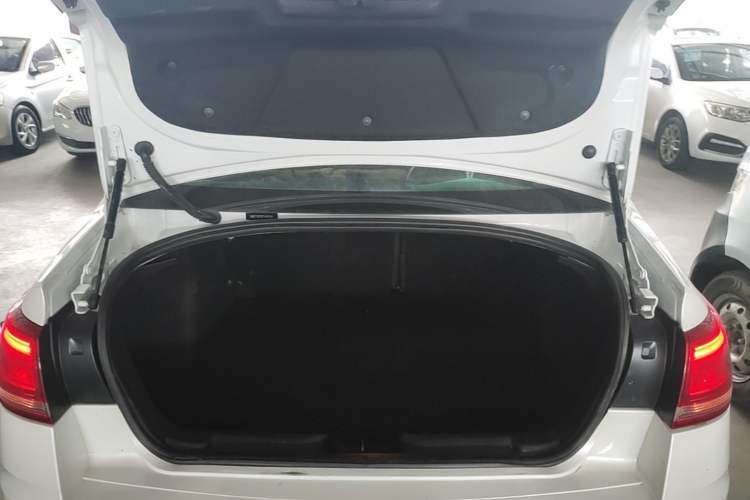 Used Citroen C-Quatre 2016 Classic Sedan 1.6L Manual - Premium Version Trunk