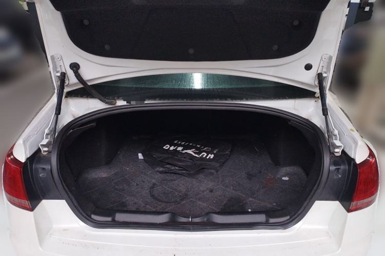 Used Citroen C-Quatre 2016 Classic Sedan 1.6L Manual - Premium Version Trunk