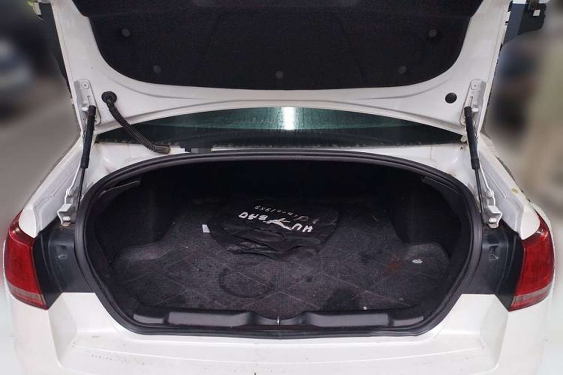 Used Citroen C-Quatre 2016 Classic Sedan 1.6L Manual - Premium Version Trunk