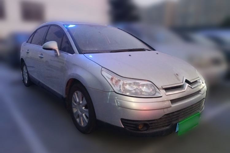 Used Citroen C-Triomphe 2006 2.0L Automatic Luxury Version Front Right 45 Deg