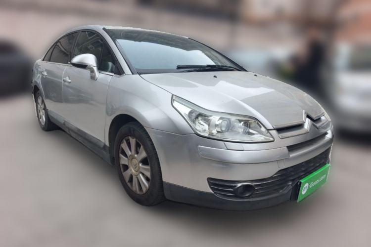 Used Citroen C-Triomphe 2006 2.0L Automatic Flagship Edition Front Right 45 Deg