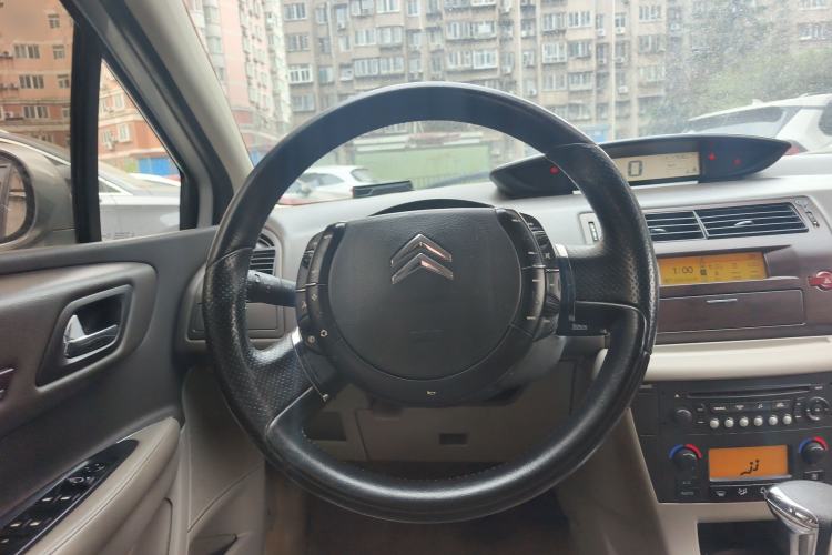 Used Citroen C-Triomphe 2006 2.0L Automatic Flagship Edition Steering Wheel