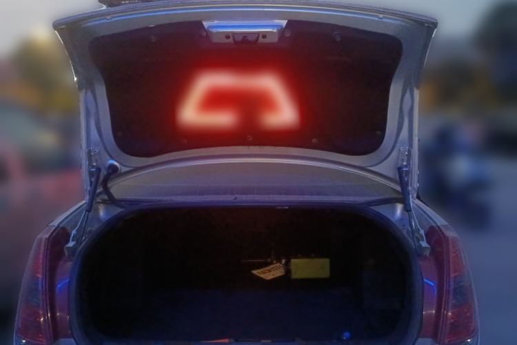 Used Citroen C-Triomphe 2006 2.0L Automatic Luxury Version Trunk