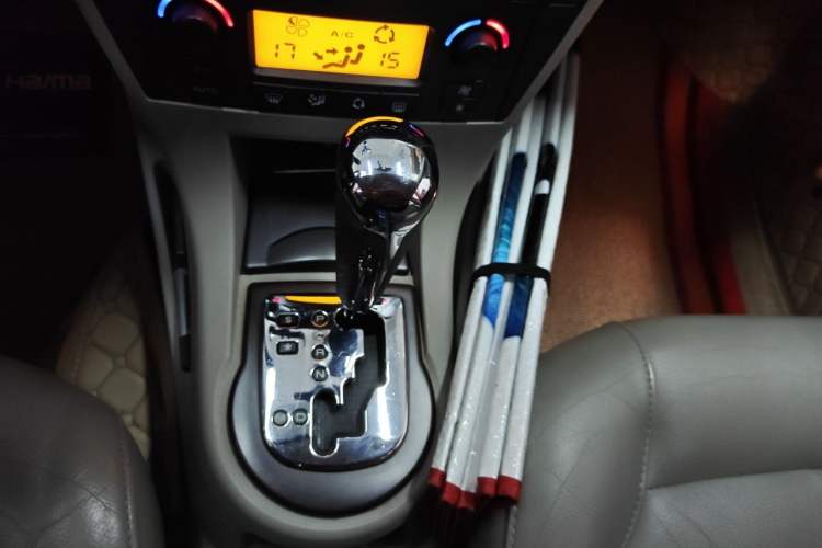 Used Citroen C-Triomphe 2006 2.0L Automatic Luxury Version Gear Lever