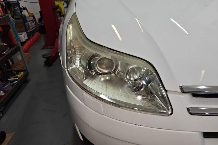 Used Citroen C-Triomphe 2006 2.0L Automatic Luxury Version Right Front Headlight
