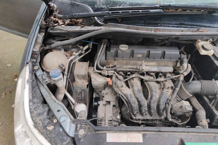 Used Citroen C-Triomphe 2008 2.0L Automatic Elite Edition Engine Bay Right