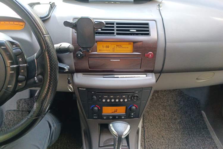 Used Citroen C-Triomphe 2008 2.0L Automatic Elite Edition Audio And AC Panel