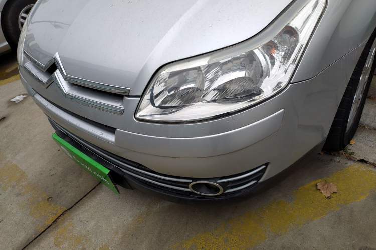 Used Citroen C-Triomphe 2010 2.0L Manual Classic Edition Left Front Headlight