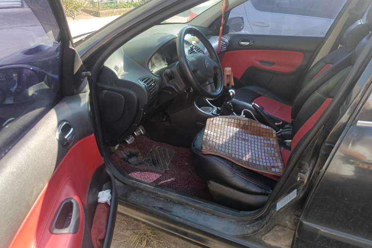 Used Citroen C2 2008 1.4 MT SX Driver Seat