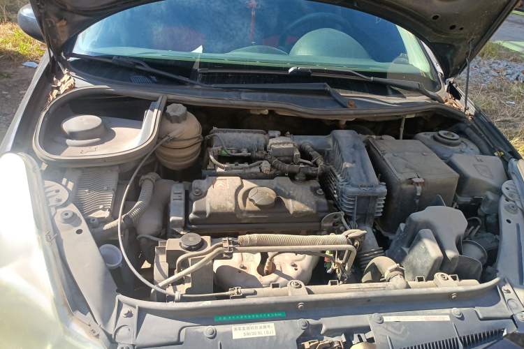 Used Citroen C2 2008 1.4 MT SX Engine Bay