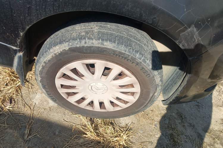 Used Citroen C2 2008 1.4 MT SX Right Front Wheel Hub