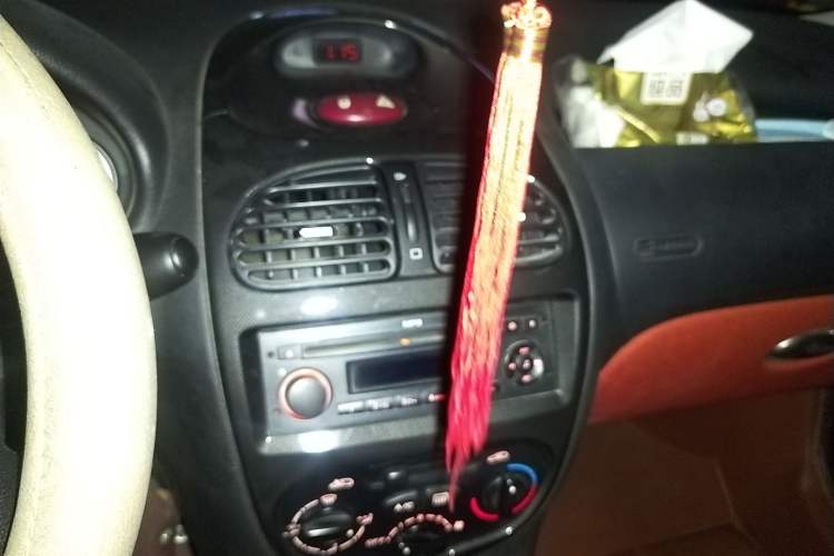 Used Citroen C2 2008 1.4 MT SX Audio And AC Panel
