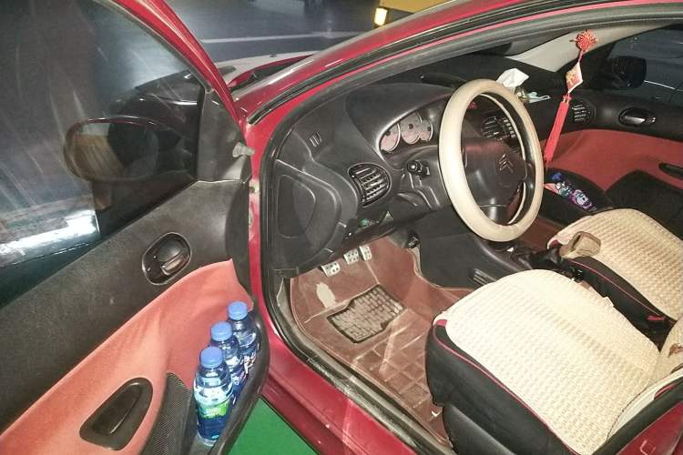 Used Citroen C2 2008 1.4 MT SX Driver Seat