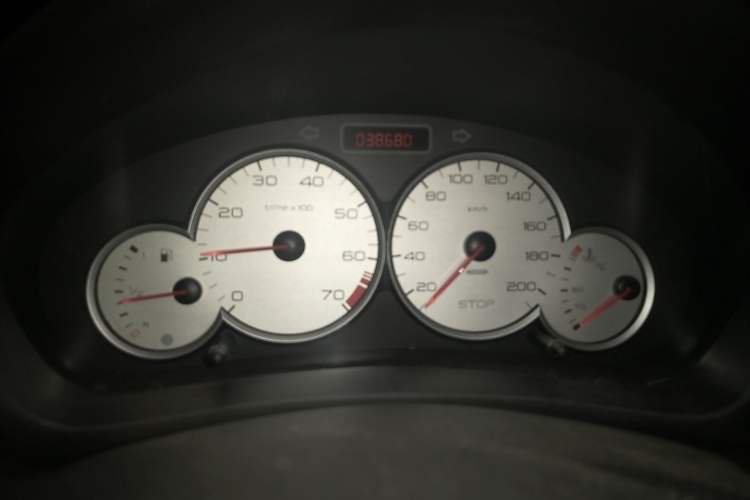 Used Citroen C2 2008 1.4 MT SX Instrument Cluster