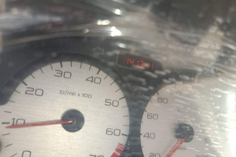 Used Citroen C2 2008 VTS 1.4L MT SX Odometer Close Up