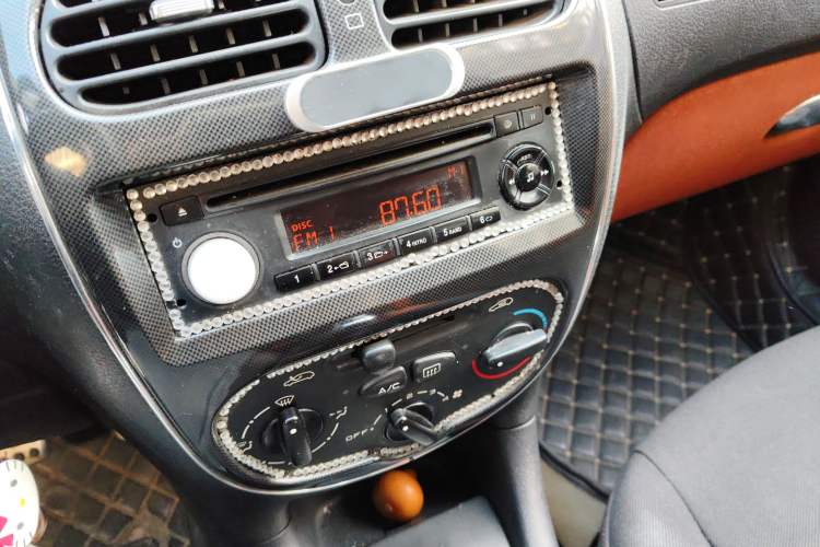 Used Citroen C2 2010 1.4L Manual Sport Edition Audio And AC Panel