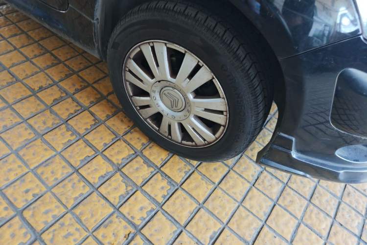 Used Citroen C2 2010 1.4L Manual Comfort Edition Right Front Wheel Hub