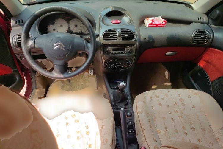 Used Citroen C2 2010 1.4L Manual Sport Edition Center Console