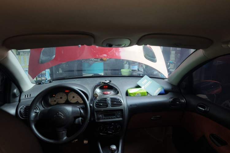 Used Citroen C2 2010 1.4L Manual Comfort Edition Headliner