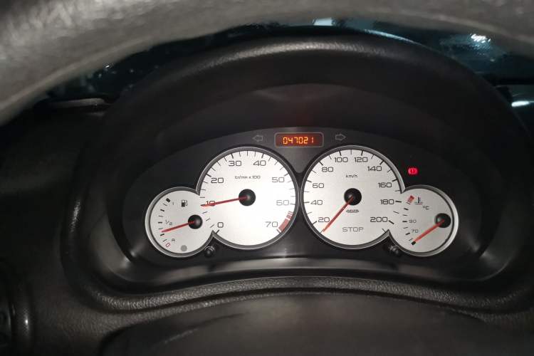 Used Citroen C2 2010 1.4L Manual Sport Edition Odometer Close Up