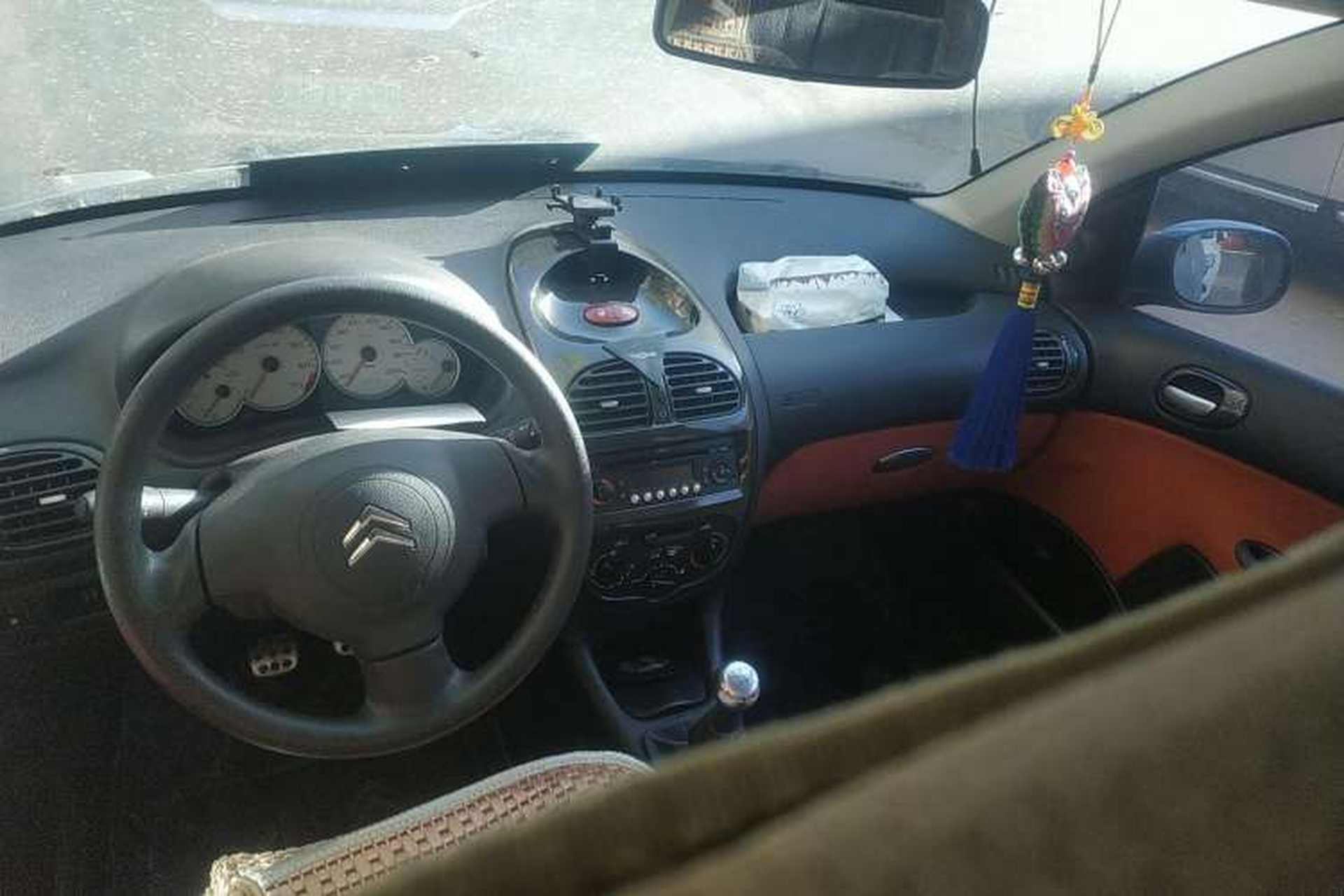 Used Citroen C2 2012 1.4L Manual Sport Model Center Console