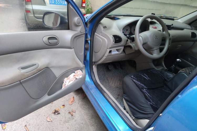 Used Citroen C2 2012 1.4L Manual Comfort Edition Driver Seat