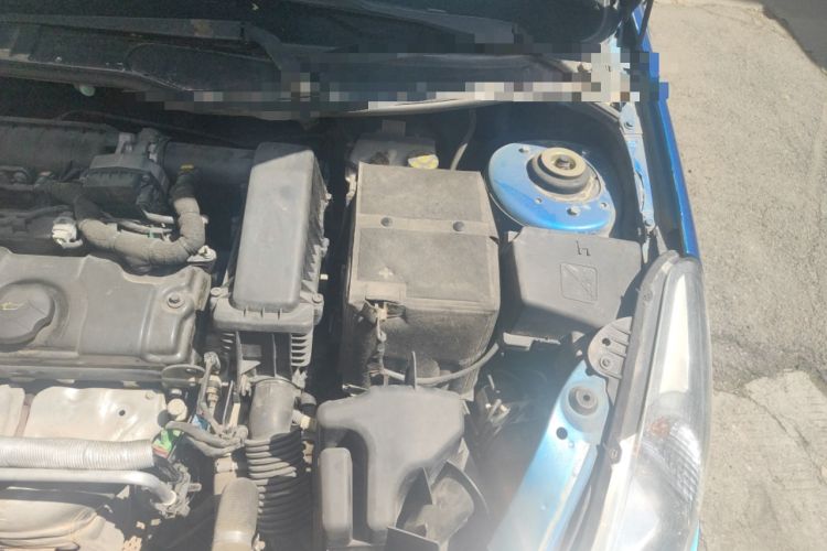 Used Citroen C2 2012 1.4L Manual Comfort Edition Engine Bay Left