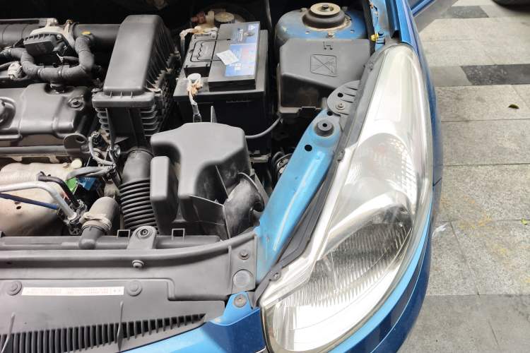 Used Citroen C2 2012 1.4L Manual Sport Model Engine Bay Left