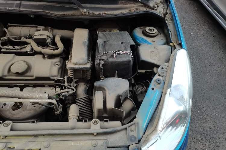 Used Citroen C2 2012 1.4L Manual Sport Model Engine Bay Left