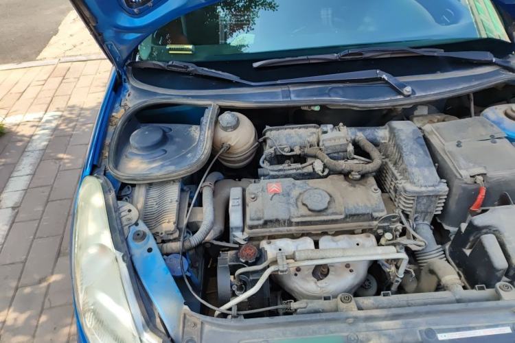 Used Citroen C2 2012 1.4L Manual Sport Model Engine Bay Right