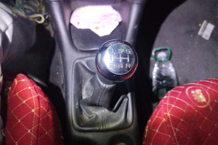Used Citroen C2 2012 1.4L Manual Sport Model Gear Lever