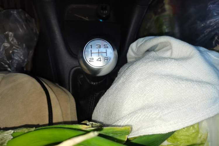 Used Citroen C2 2012 1.4L Manual Sport Model Gear Lever