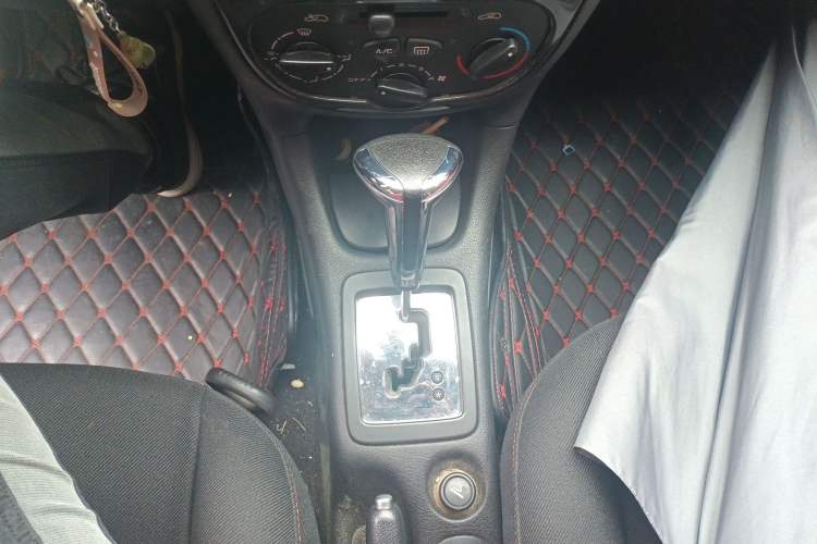Used Citroen C2 2012 1.6L Automatic Sport Model Gear Lever