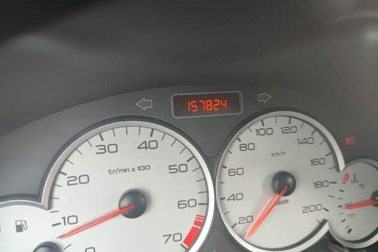 Used Citroen C2 2012 1.4L Manual Sport Model Odometer Close Up