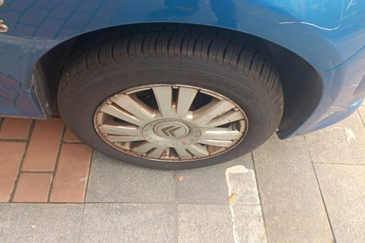 Used Citroen C2 2012 1.6L Automatic Sport Model Right Front Wheel Hub