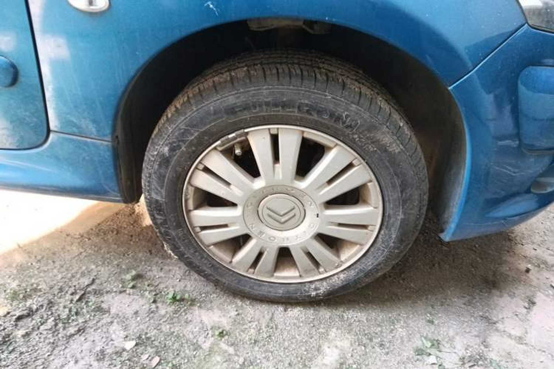 Used Citroen C2 2012 1.4L Manual Sport Model Right Front Wheel Hub