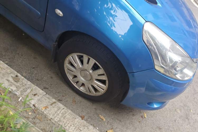 Used Citroen C2 2012 1.6L Automatic Sport Model Right Front Wheel Hub