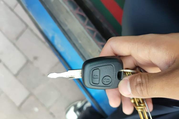 Used Citroen C2 2012 1.4L Manual Sport Model Vehicle Key
