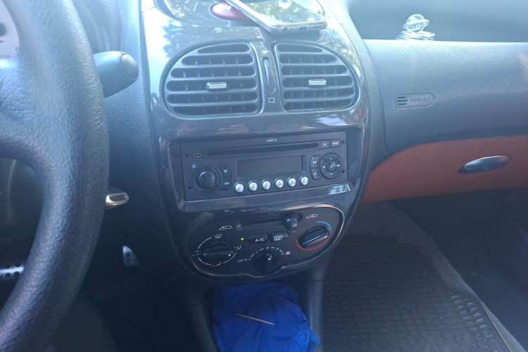Used Citroen C2 2012 1.4L Manual Sport Model Audio And AC Panel