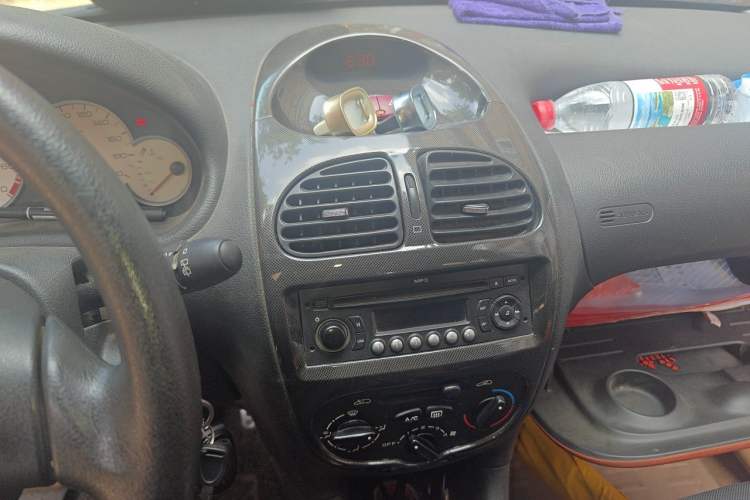 Used Citroen C2 2012 1.4L Manual Sport Model Audio And AC Panel