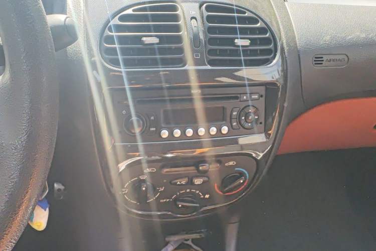 Used Citroen C2 2012 1.4L Manual Sport Model Audio And AC Panel